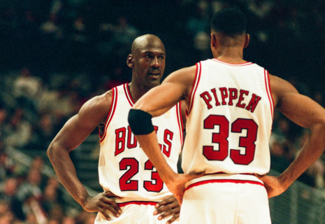 Ο Σκότι Πίπεν πουλάει τα παπούτσια του Τζόρνταν - Το αστρονομικό ποσό που θα εισπράξει