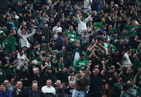 «Σεισμός» στο T-Center με τους πανηγυρισμούς για την πρόκριση του Παναθηναϊκού επί της Πλζεν (video)