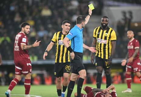 Τι ισχύει με τις κίτρινες και οι αλλαγές ενόψει playoffs & playouts στη Stoiximan Super League