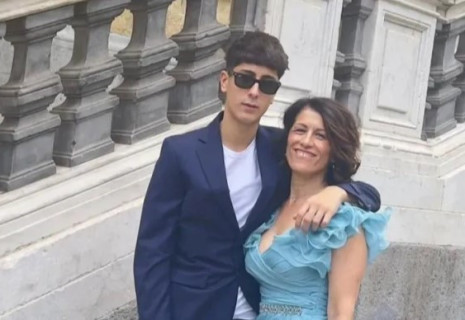 Οικογενειακή τραγωδία: Ποδοσφαιριστής νόμισε ότι σκότωσε τη μητέρα του και αυτοκτόνησε!