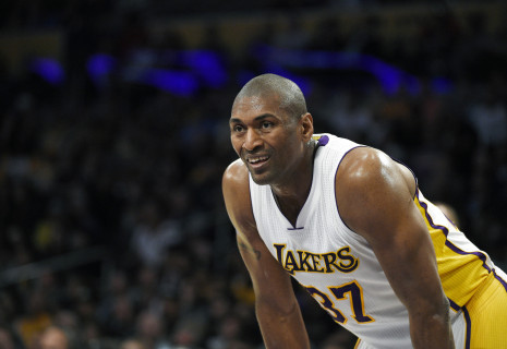 Σταρ του NBA με συμβόλαιο στους Μπουλς έπιασε δουλειά σε κατάστημα για να πάρει έκπτωση υπαλλήλου