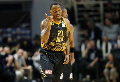 Πανέτοιμη και αποφασισμένη να συνεχίσει νικηφόρα η ΑΕΚ - Τα δεδομένα για 12άδα