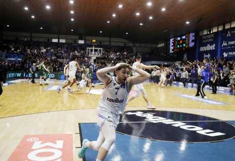 Έκσταση στο Ιβανώφειο με τη νίκη επί του Παναθηναϊκού - Οι ξέφρενοι πανηγυρισμοί του Ηρακλή (videos)