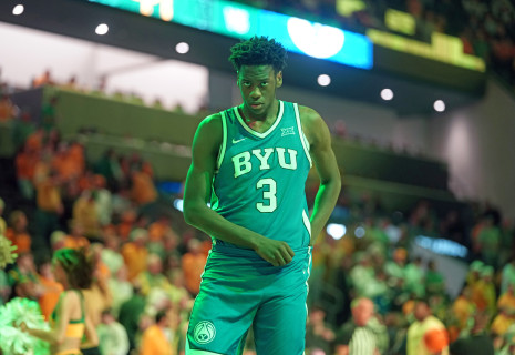 Το NBA τον θεωρεί το επόμενο Νο.1 του Draft, αλλά ο Ντιμπάντσα σκέφτεται τα λόγια της μάνας του