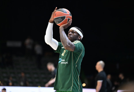 To video του Athletiko με το ζέσταμα των Ναν και Χουάντσο πριν τη Dubai BC