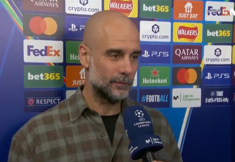 «Είναι σαν ξυλοκόπος» - Πόσο κοστίζει το καρό πουκάμισο του Γκουαρδιόλα που έγινε viral