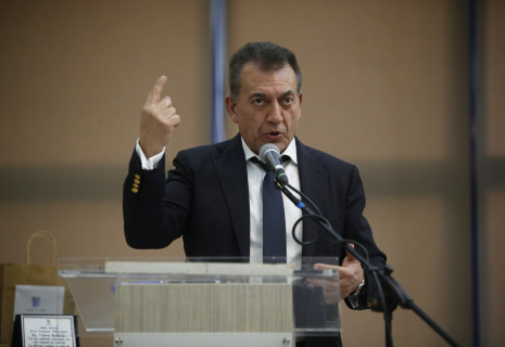 Η επιστολή-απάντηση του Γιάννη Βρούτση στον Βαγγέλη Λιόλιο για τη χρηματοδότηση σε Α1 και Α2 γυναικών