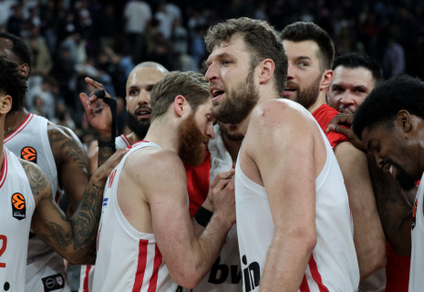 «EuroLeague by Night»: Το... τρίτο ημίχρονο της νίκης του Ολυμπιακού επί της Βιλερμπάν (video)