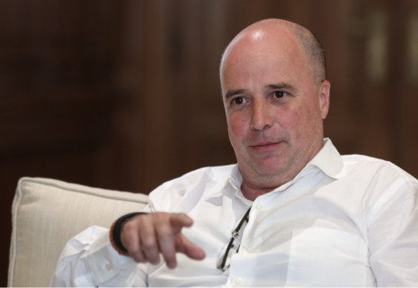 Ένας Έλληνας επιχειρηματίας στη Λιντς - Από τον κόσμο της φιλανθρωπίας στο «Έλαντ Ρόουντ»