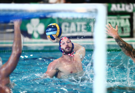 Ο Ολυμπιακός πήρε το ντέρμπι γοήτρου κόντρα στον Παναθηναϊκό στο τέλος της κανονικής περιόδου