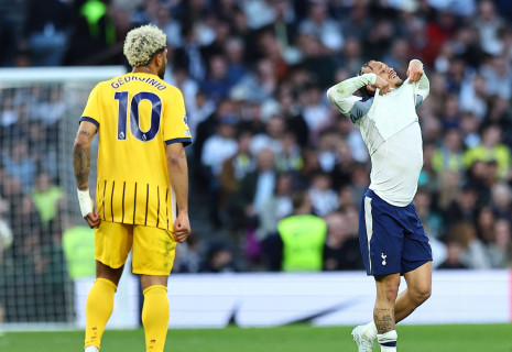 Ούτε τώρα νίκη η Τότεναμ - Η Μπράιτον ισοφάρισε στο φινάλε και άφησε τους «Spurs» σε θέση υποβιβασμού!