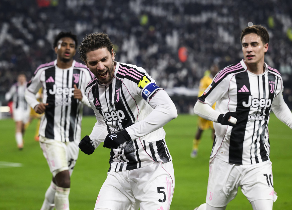 Η Γιουβέντους νίκησε τη Μπολόνια και ξέφυγε από την Κόμο στη «μάχη» της τετράδας