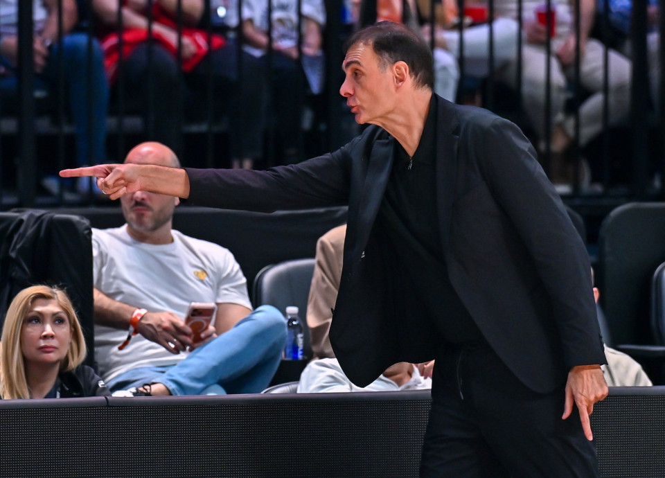 Επίσημη καταγγελία του Ολυμπιακού στην EuroLeague για τη φραστική επίθεση στον Μπαρτζώκα