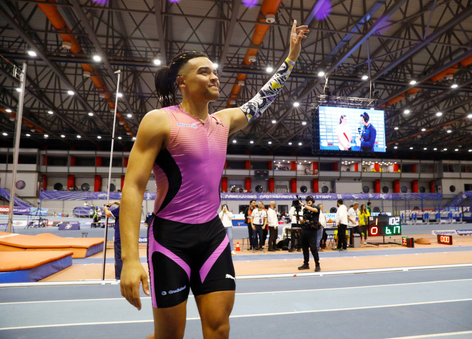 Ο Καραλής και η σπάνια στόφα των σπουδαίων