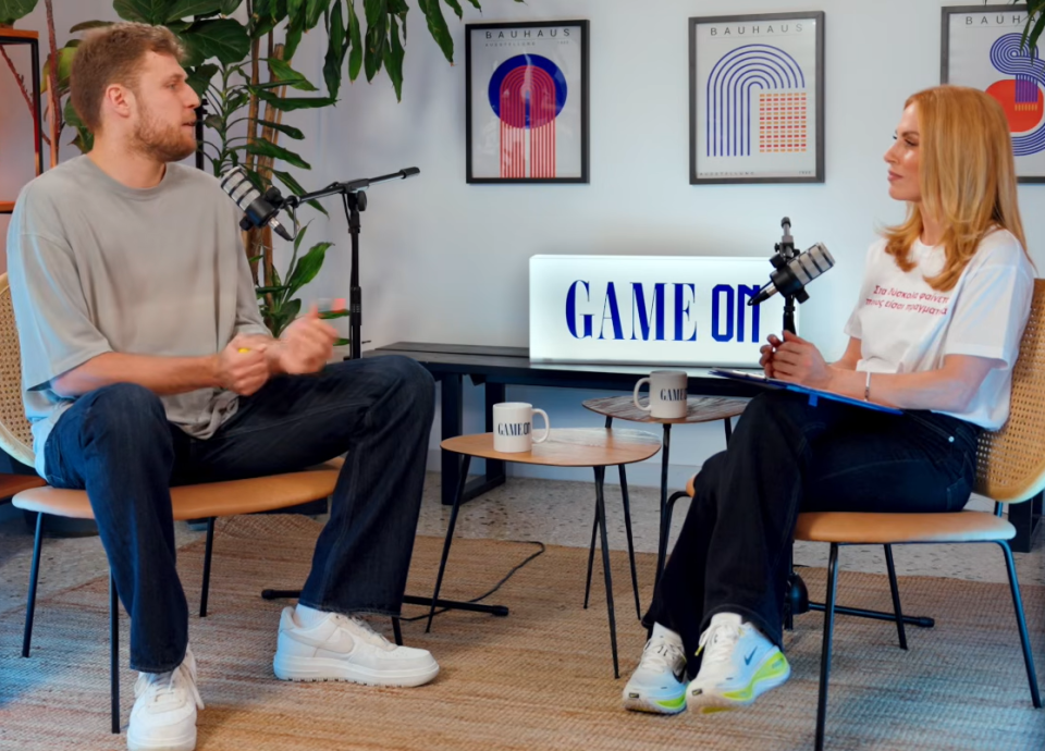 Σάσα Βεζένκοβ στο Game On: Η αποκαλυπτική κουβέντα «χωρίς φίλτρο» στην Ντορέττα Παπαδημητρίου (video)