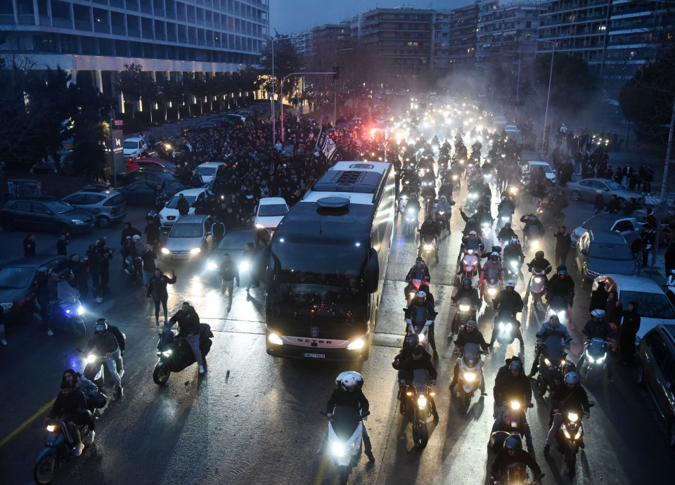 Κλίμα συσπείρωσης στον ΠΑΟΚ ενόψει Παναθηναϊκού: Οι φίλαθλοι θα συνοδεύσουν την αποστολή