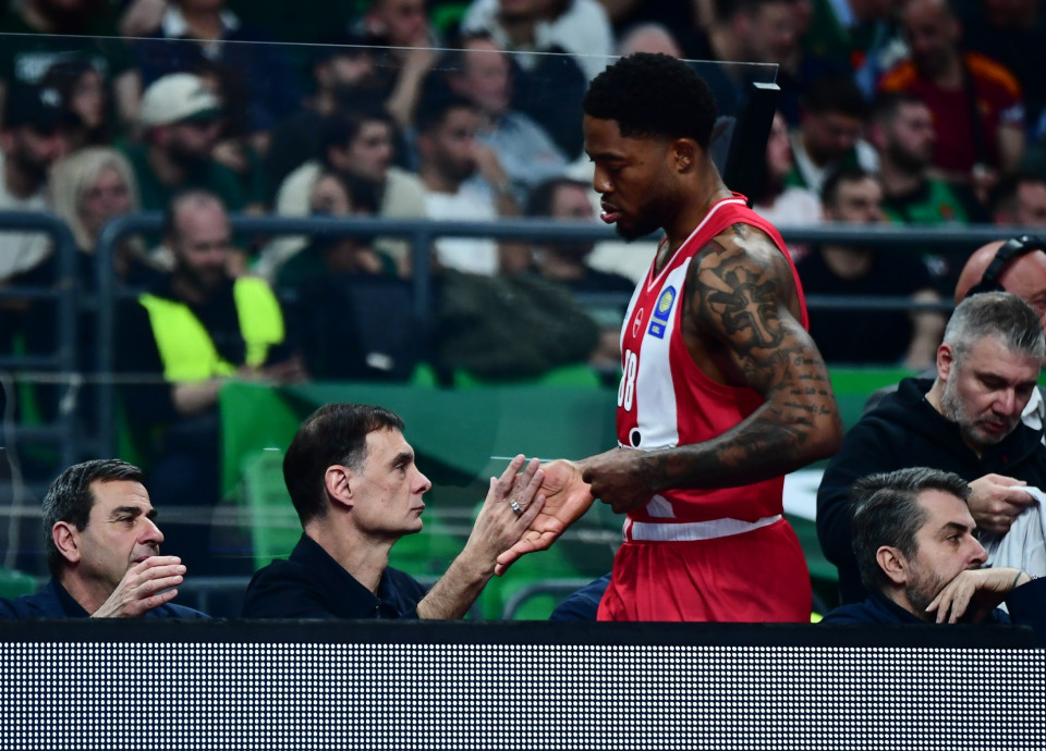 Το ιατρικό πόρισμα για τον Ταϊρίκ Τζόουνς: Το διάστημα της απουσίας του - Τι ισχύει με Φαλ