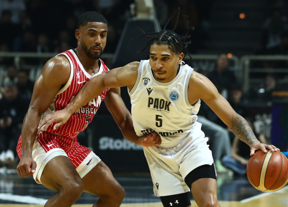 «Δέχθηκα κλωτσιές και γονατιές», καταγγέλει άνθρωπος της Μούρθια για τις συνθήκες του αγώνα με τον ΠΑΟΚ