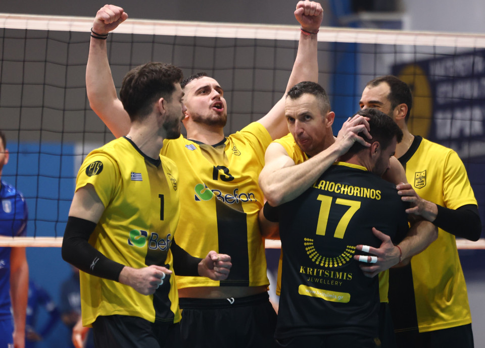Με μεγάλη ανατροπή ο Άρης εξασφάλισε την επιστροφή του στη Novibet Volley League μετά από δέκα χρόνια