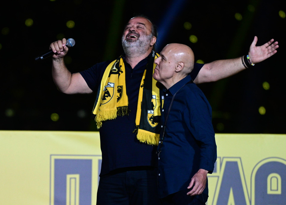 Στο Spotify το τραγούδι «Αετός Νικητής» που ερμήνευσε ο Μάριος Ηλιόπουλος στη φιέστα της ΑΕΚ (video)