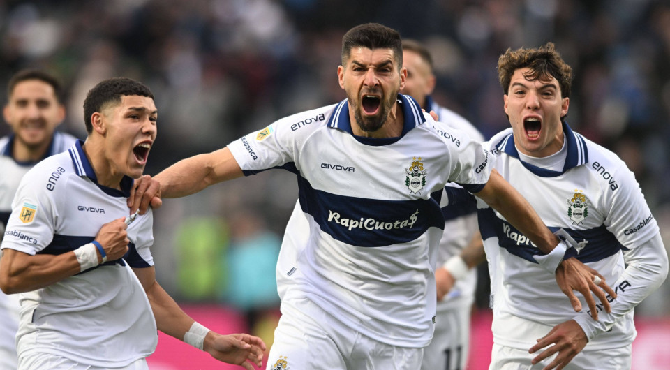 Live Streaming από το Athletiko: Χιμνάσια Λα Πλάτα - Ροζάριο Σεντράλ για το Torneo Apertura