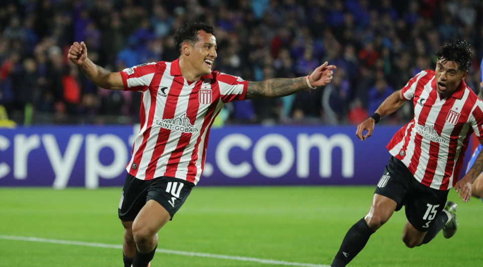 Live streaming από το Athletiko: Χιμνάσια Λα Πλάτα - Εστουδιάντες για το Torneo Apertura