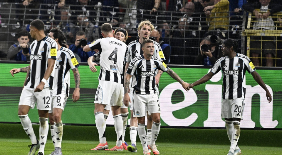 Live: Νιουκάστλ - Καράμπαγκ για το Champions League