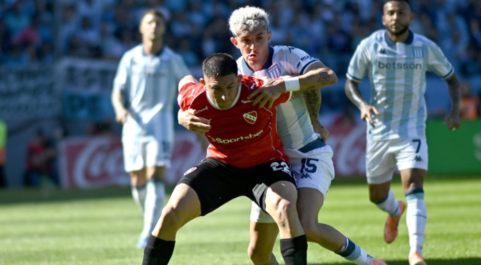 Live streaming από το Athletiko: Ιντεπεντιέντε - Ρασίνγκ Κλουμπ για το Torneo Apertura