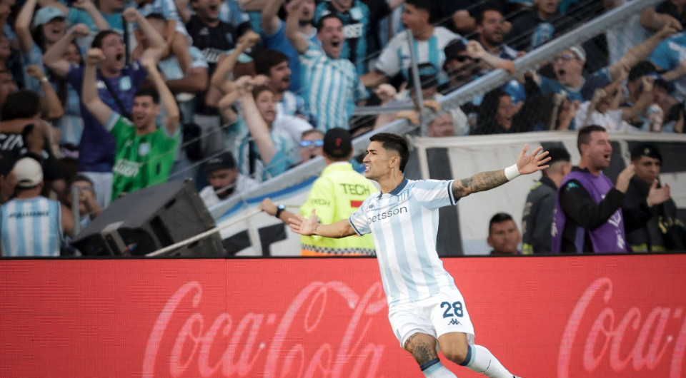 Live Streaming από το Athletiko: Ρασίνγκ Κλουμπ - Αρχεντίνος Τζούνιορς για το Torneo Apertura