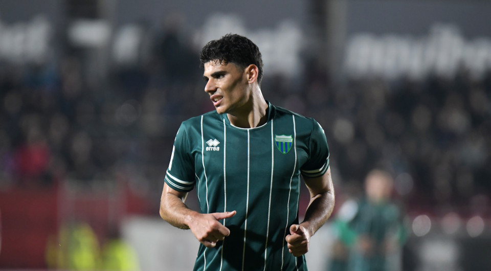 Ο Λεβαδειακός «έδεσε» τον Τσάπρα μέχρι το 2030