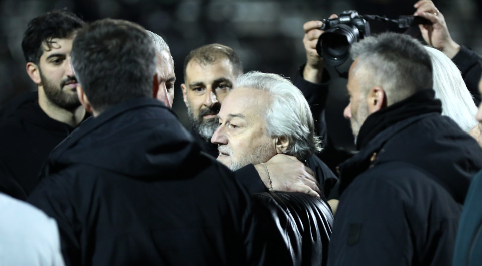 Ένταση με Κομπότη την στιγμή των δηλώσεων του Νίκου Παπαδόπουλου (photos, video)