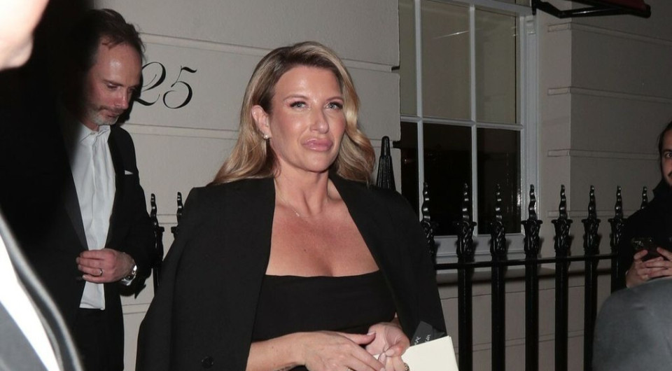 Αυτή είναι η γυναίκα που καλείται να δώσει τη λύση στην κρίση της οικογένειας Μπέκαμ