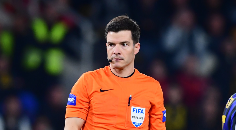 Ο Γερμανός Χαρμ Όσμερς στο ντέρμπι ΠΑΟΚ - ΑΕΚ