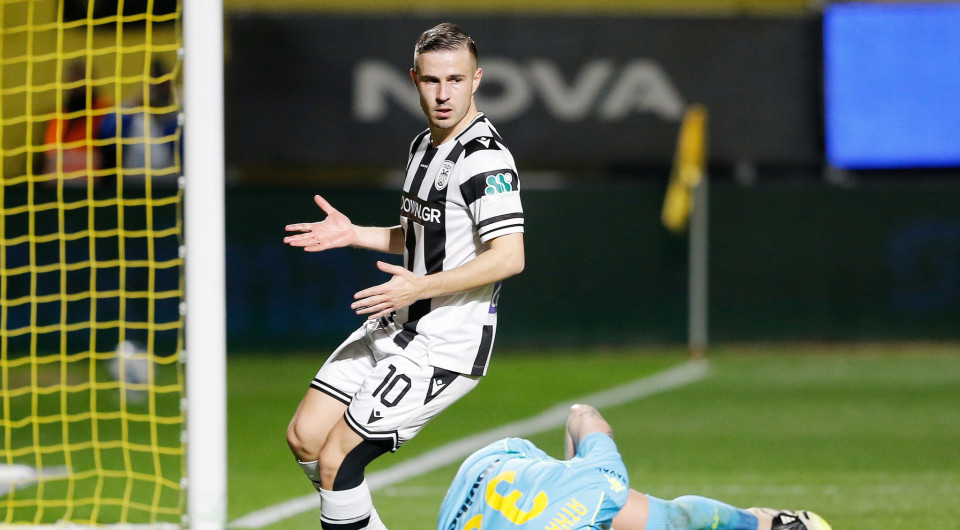 Χωρίς τρίποντο αλλά και χωρίς παράπονο