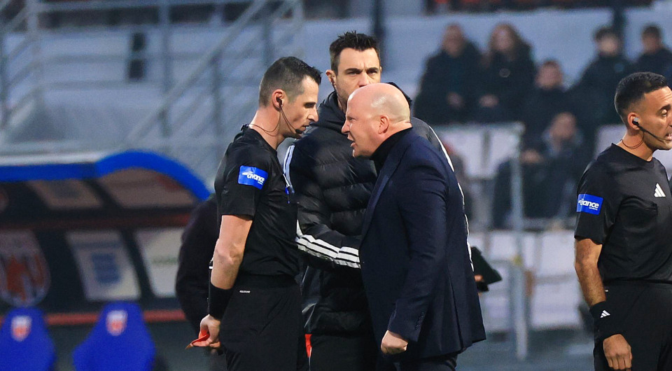 Είναι ξεκάθαρο πλέον πως «βλέπουν» την ΑΕΚ