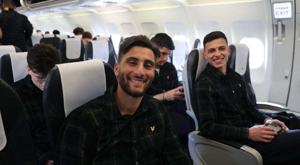 «Fight, believe and never give up»: Οι ευχές του πιλότου στην αποστολή της ΑΕΚ με το ρητό του Νίκολιτς