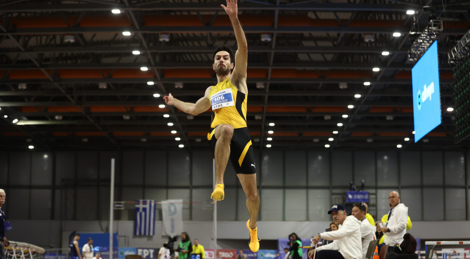 Όγδοος διαδοχικός τίτλος στο Πανελλήνιο κλειστού για τον Τεντόγλου (video)