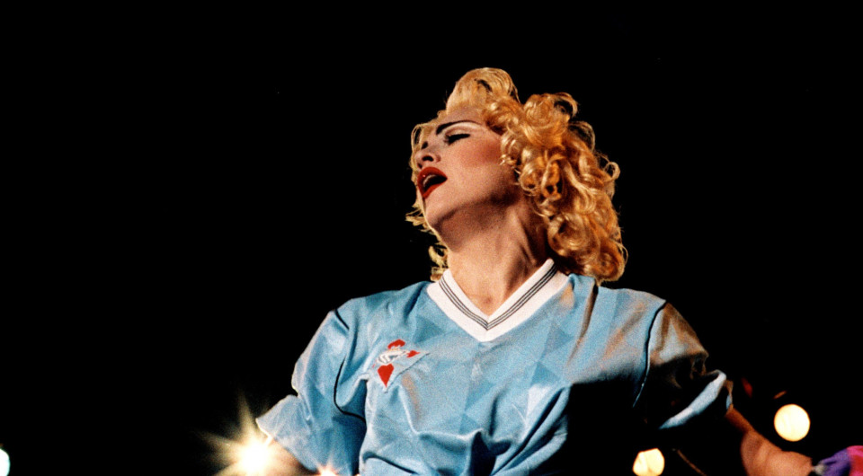 Η Θέλτα ζητά τη βοήθεια της Madonna για να βρει τη φανέλα από την ιστορική συναυλία του 1990