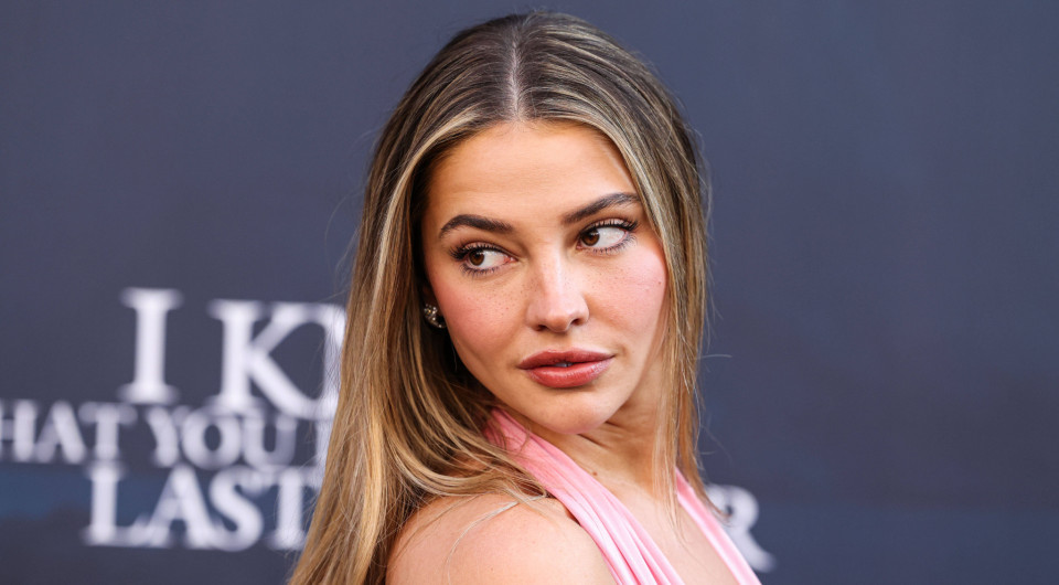 Η σταρ του Hollywood, πρώην σύντροφος Έλληνα «γαλαζοαίματου», βάζει… φωτιά στο γάμο του Ντόντσιτς