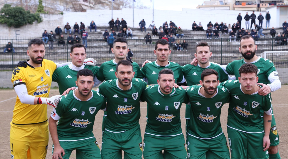 Ο Έλληνας επιθετικός που σημείωσε 35 γκολ - Παίζει σε ιστορική ομάδα, την ανέβασε κατηγορία