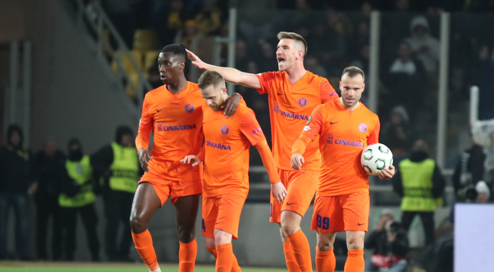 Ολιγωρία στην άμυνα, ο Βάντσας το 0-2 της Τσέλιε (video)