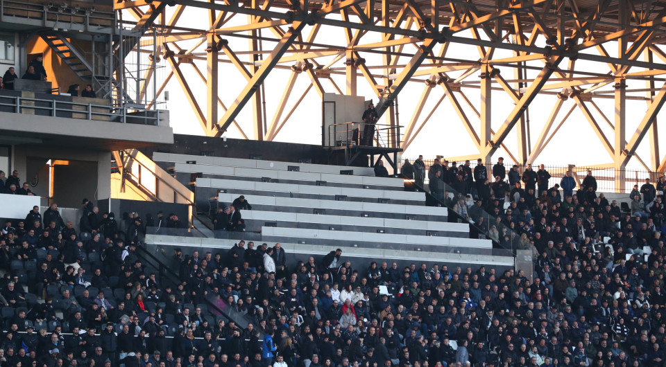 Οκτώ συλλήψεις για το επεισόδιο στα δημοσιογραφικά της Τούμπας πριν το ΠΑΟΚ-Λεβαδειακός