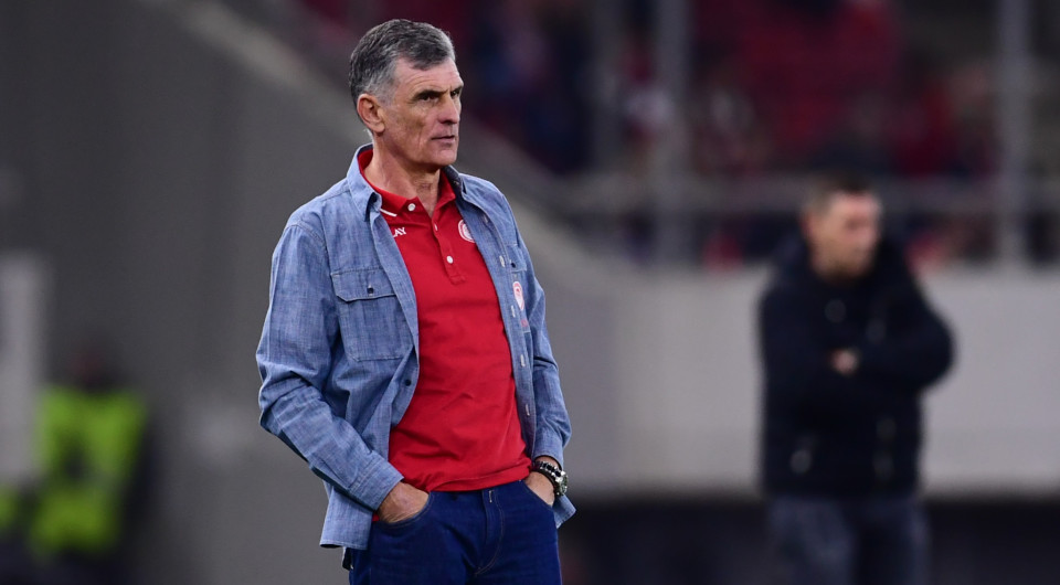 Η κουβέντα ανάμεσα σε Μεντιλίμπαρ και παίκτες