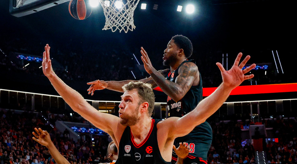 H βαθμολογία της EuroLeague μετά την ήττα του Ολυμπιακού στη Βαλένθια και τη νίκη του Παναθηναϊκού