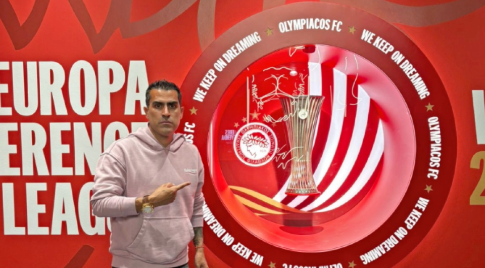 Ο Καστίγιο επισκέφθηκε το μουσείο του Ολυμπιακού (video)