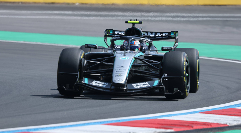 Ο Αντονέλι πήρε την pole position στη Σαγκάη και έγραψε ιστορία