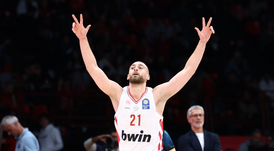 Ο Ολυμπιακός κέρδισε με 100άρα τη Μύκονο στο ΣΕΦ πριν τους «τελικούς» με Ρεάλ και Χάποελ