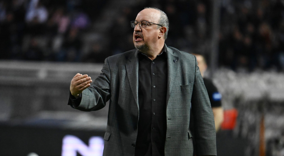 Μπενίτεθ: «Όλος ο οργανισμός του Παναθηναϊκού εύχεται τα καλύτερα στον Λουτσέσκου»