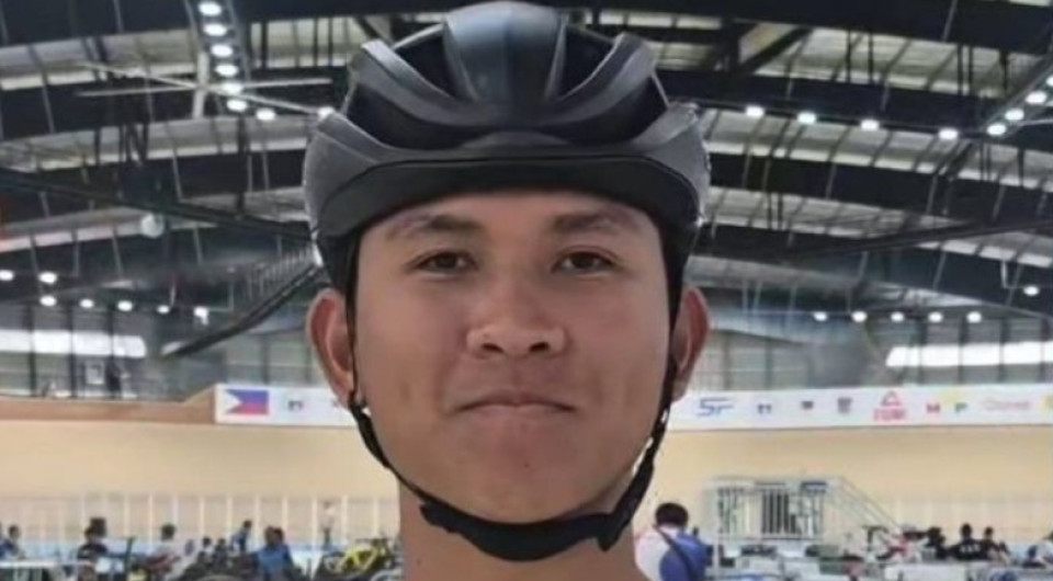 «Τρέχω απλώς με το ποδηλατάκι μου»: Η απίθανη ιστορία του ντελιβερά που έγινε ρέκορντμαν!