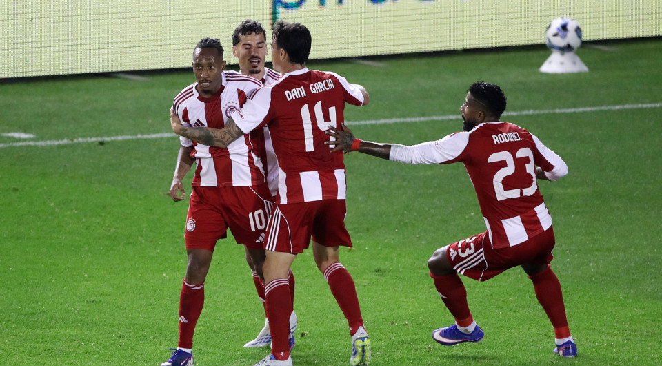 Θριαμβευτής στη Λεωφόρο απέναντι στον Παναθηναϊκό και «ζωντανός» για τον τίτλο ο Ολυμπιακός